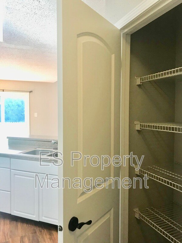 COMING SOON!! Wonderful 3 Bedroom 2.5 Bathroom Home with Fenced Yard in Plainfield! property image