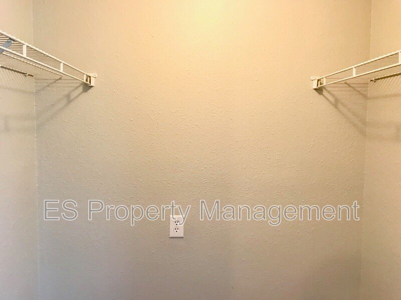 COMING SOON!! Wonderful 3 Bedroom 2.5 Bathroom Home with Fenced Yard in Plainfield! property image