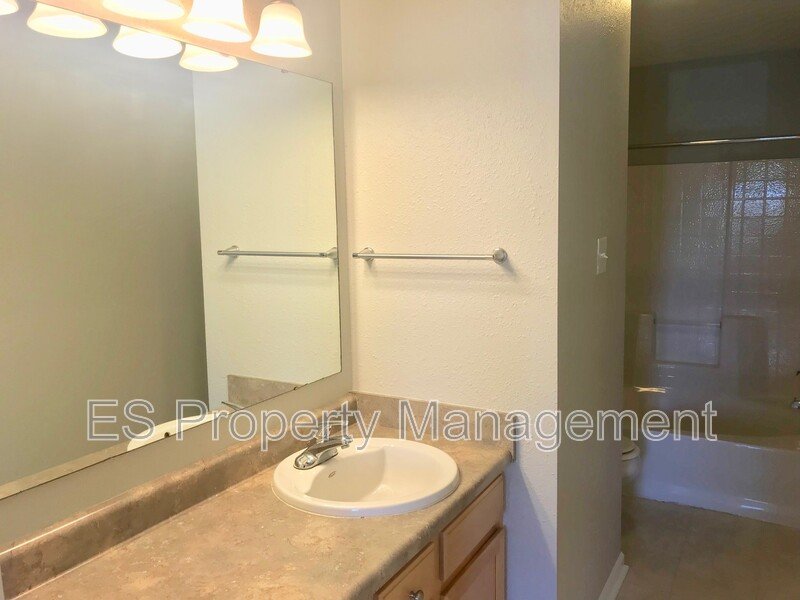 COMING SOON!! Wonderful 3 Bedroom 2.5 Bathroom Home with Fenced Yard in Plainfield! property image