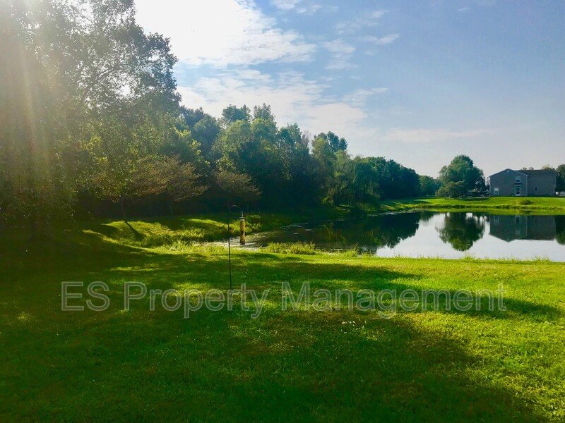 COMING SOON!! Wonderful 3 Bedroom 2.5 Bathroom Home with Fenced Yard in Plainfield! property image