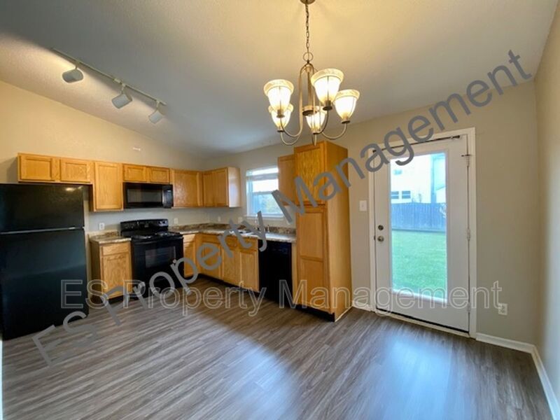 COMING SOON!! Wonderful 3 Bedroom 2 Bathroom Ranch Home in Franklin! property image