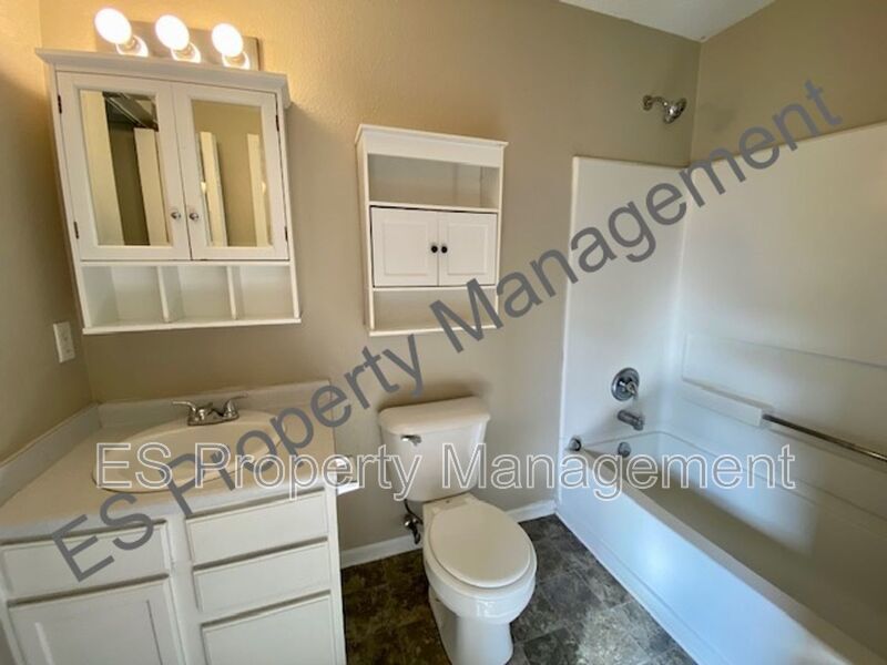 COMING SOON!! Wonderful 3 Bedroom 2 Bathroom Ranch Home in Franklin! property image