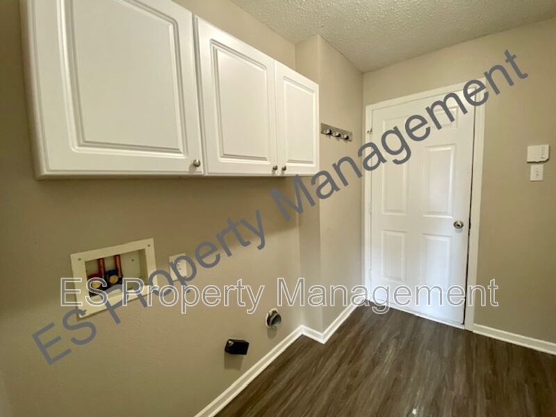 COMING SOON!! Wonderful 3 Bedroom 2 Bathroom Ranch Home in Franklin! property image