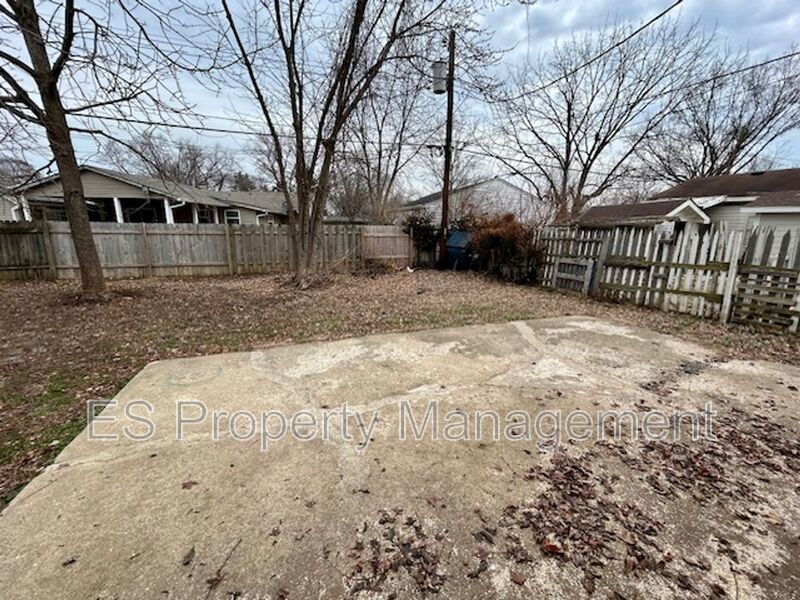 Stylishly Newly Renovated 3-bedroom, 1-bath Ranch Home property image