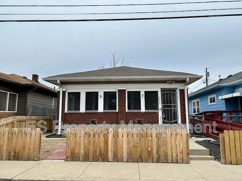 Charming 2 Bedroom 1 Bathroom Home in Center Township!! property image