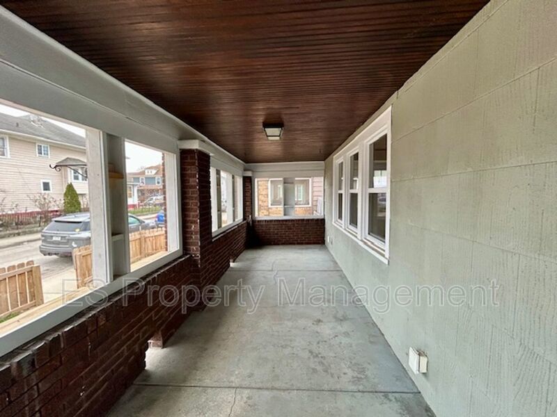 Charming 2 Bedroom 1 Bathroom Home in Center Township!! property image