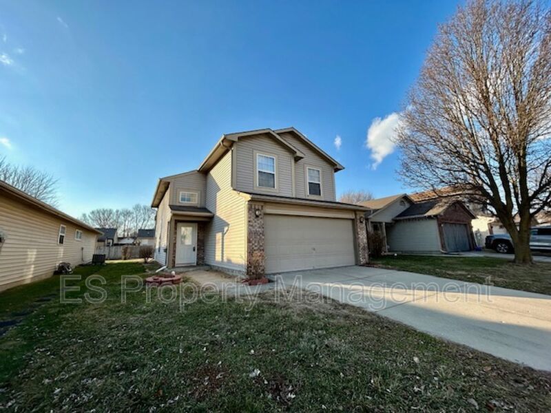 Beautiful 3 Bedroom 2 Story Home in River Run Decatur Township! property image