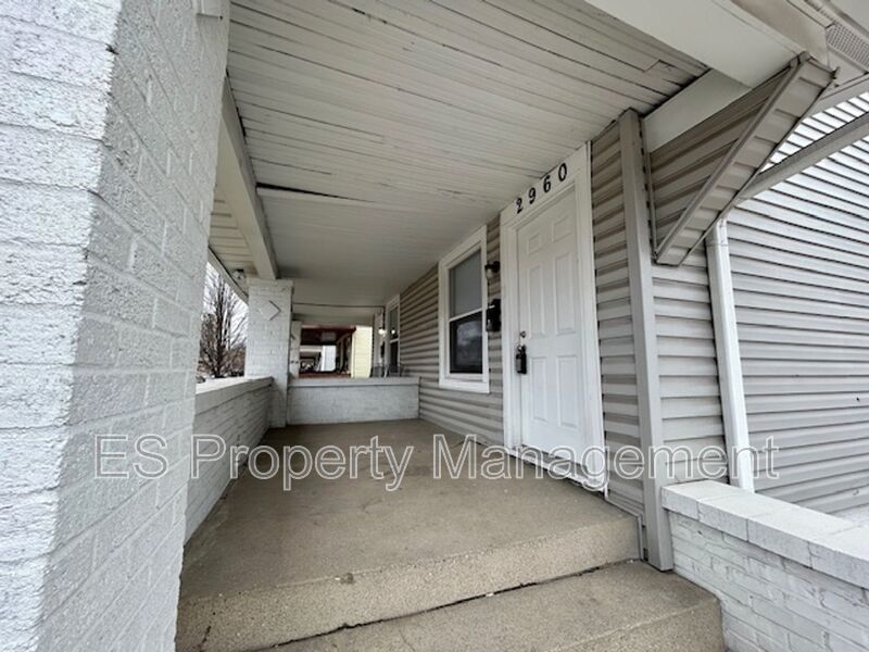 Beautifully Remodeled 3 Bedroom 1.5 Bathroom Duplex in Center Township property image