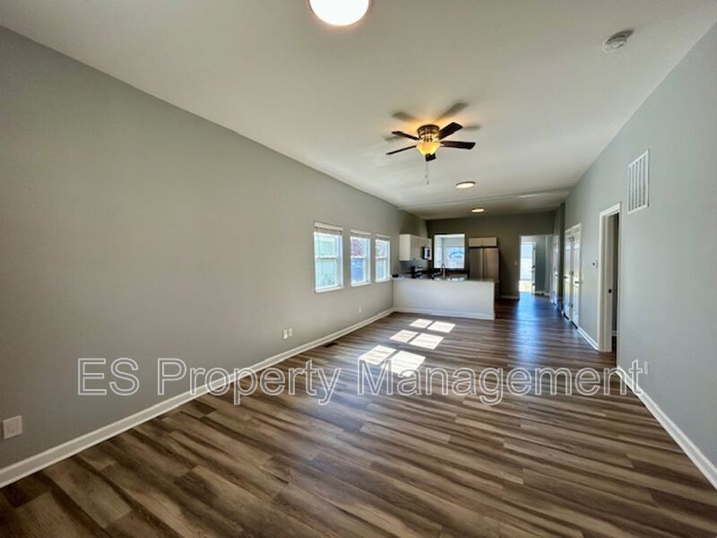 Charming Bungalow-Styled 3 Bed, 2.5 Bath Home- Near East Side property image