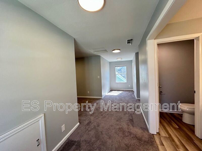 Charming Bungalow-Styled 3 Bed, 2.5 Bath Home- Near East Side property image