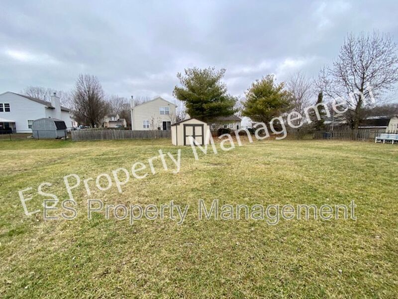 Stunning 3 Bedroom 2 Bath in SouthWest River Run Neighborhood! property image