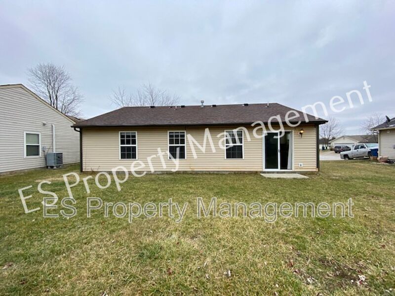 Stunning 3 Bedroom 2 Bath in SouthWest River Run Neighborhood! property image