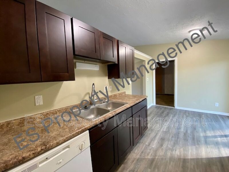 3 Bedroom 1 Bathroom Ranch Style Home in Perry Township! property image